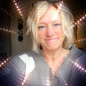 Meet your Posher, Kari